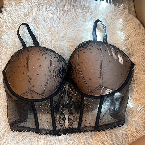 Victoria’s Secret very sexy embroidered lace push up bra top - Picture 2 of 6